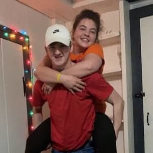 Meet your Posher, Brooke